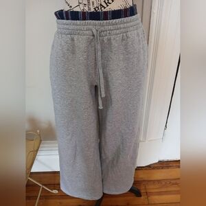 Like-new sweats